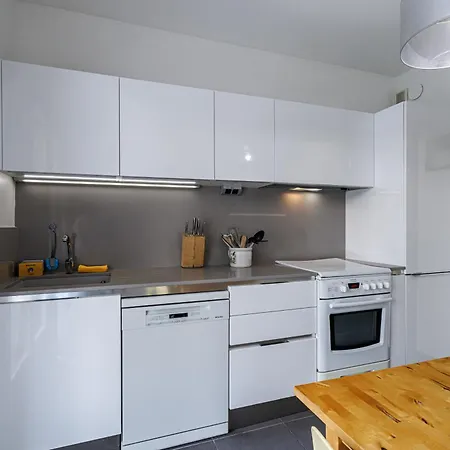 Soleia - Spacious 3p - Beachfront - Parking