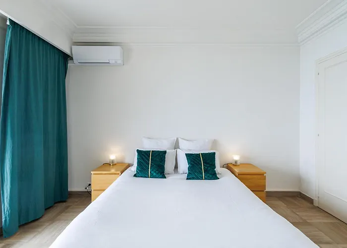 Appartamento Soleia - Spacious 3p - Beachfront - Parking Mentone